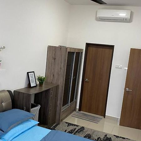 Family Stay, Sepang Klia, Free 2 Parking&Unifi Buitenkant foto