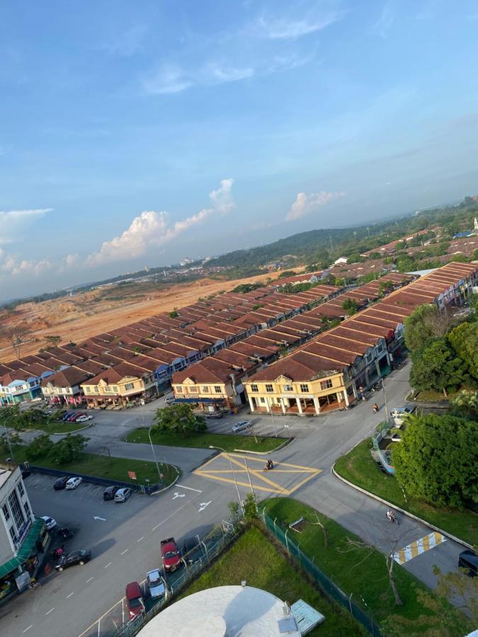 Family Stay, Sepang Klia, Free 2 Parking&Unifi Buitenkant foto